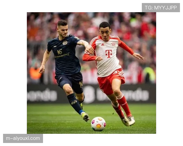 纪录片《德甲60年》在ARD电视台播出，采访多位名宿